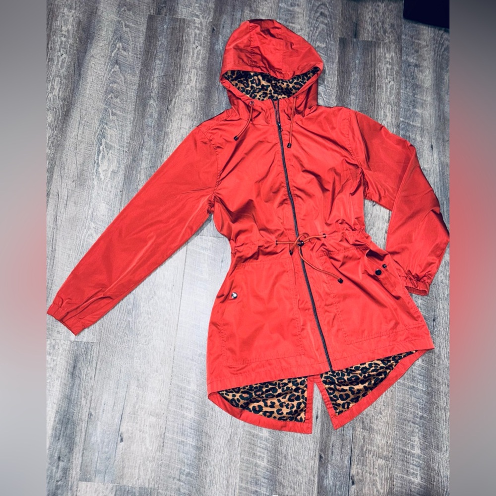 ORANGE RAINCOAT | UTILITY | OUTDOORS |
| SIZE: MED (8/10) | - Picture 8 of 14